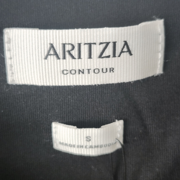 NWT Aritzia Contour Short Sleeve Square Neck Bodysuit Black Size S - Picture 4 of 5